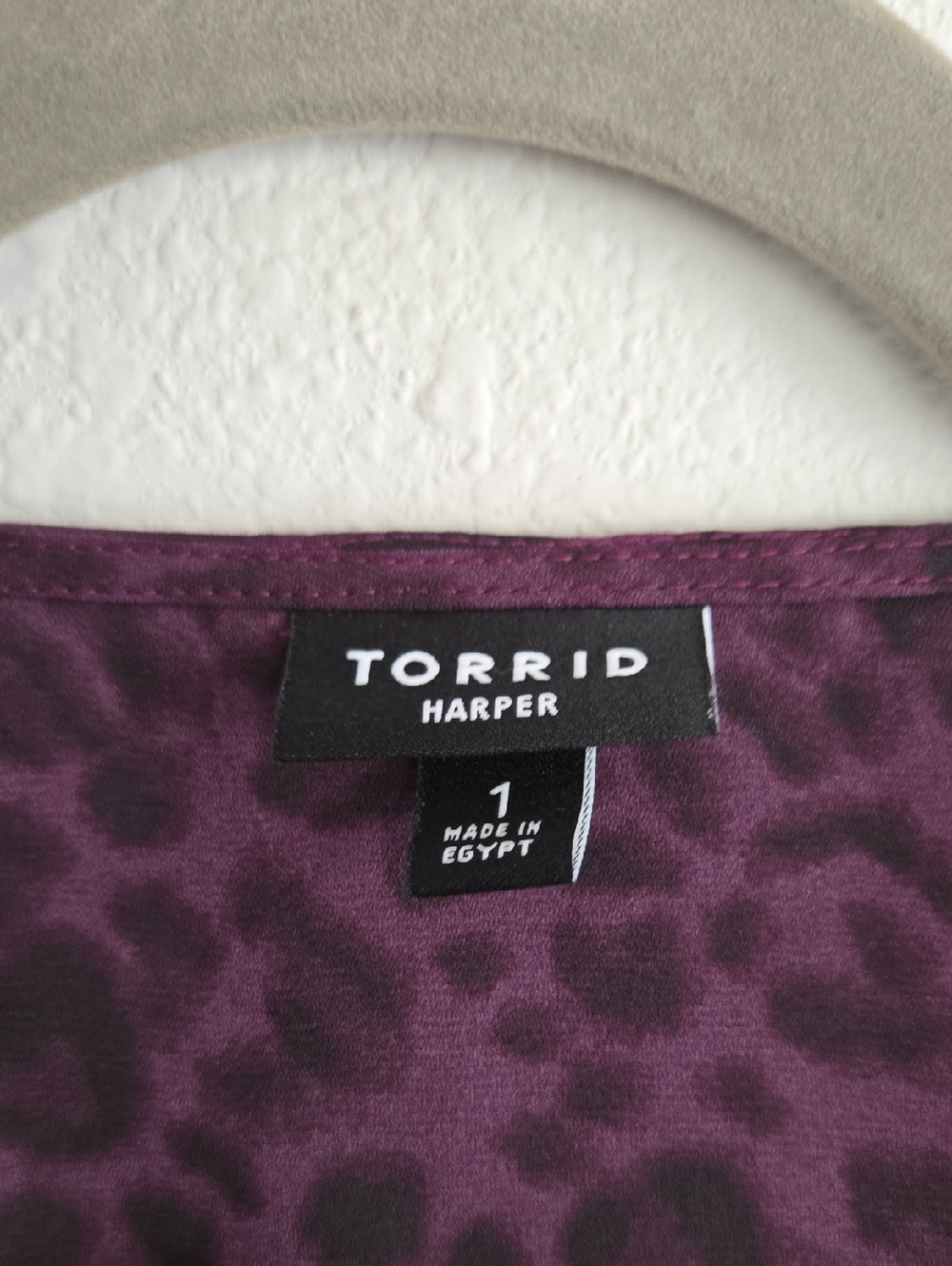 torrid Harper Plum Leopard Print V-Neck Ruffle Sleeve Blouse Size 1X - Picture 6 of 11